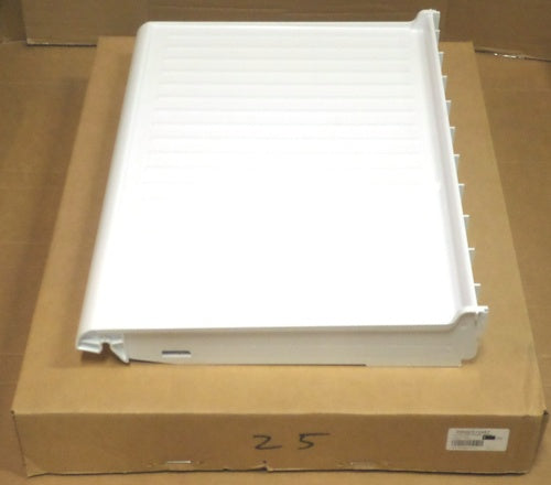 GE Hotpoint Refrigerator Crisper Cover Vegetable Drawer WR32X10457 for HTS18B